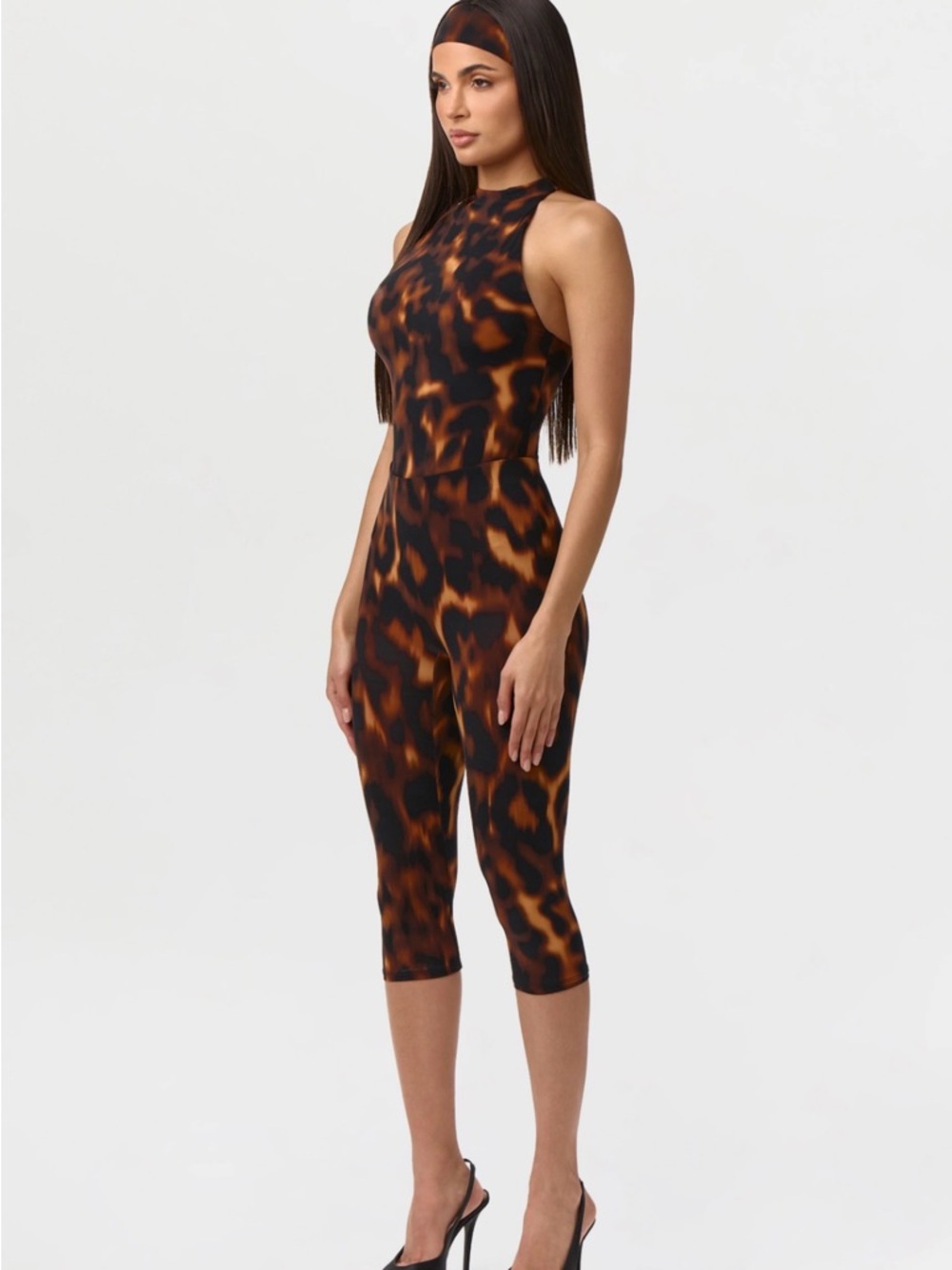naked wardrobe Leopard Capris